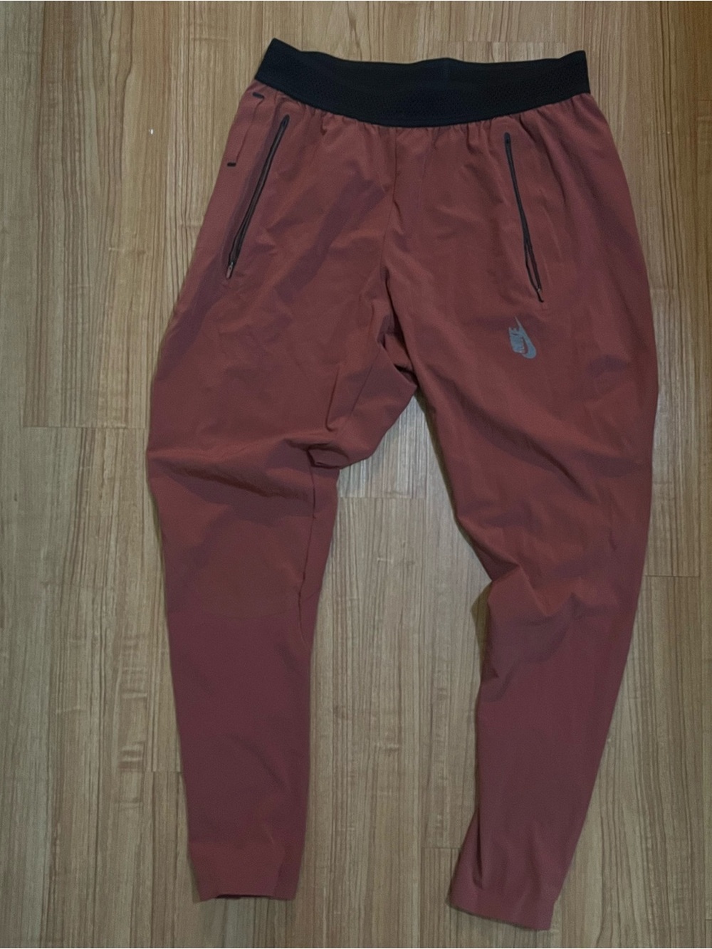 Nike Men's Rust Red Athletic Jogger Pants